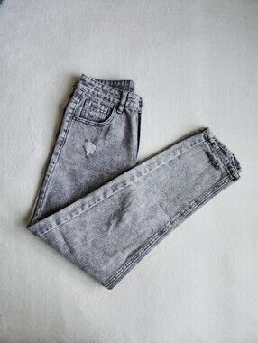 💔 Under 15$ - Shein Gray High-Waist Jeans - Size 36